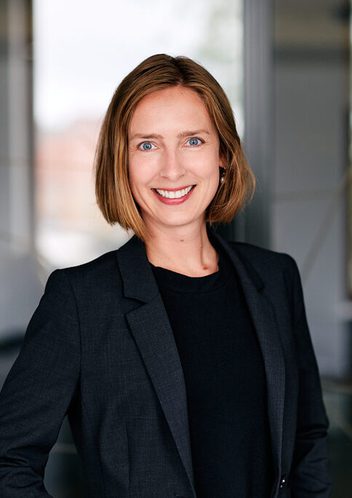 Iselin Nybø. Photo.