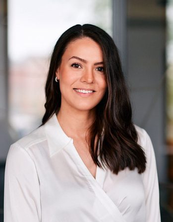 Karen Steffensen. Photo.