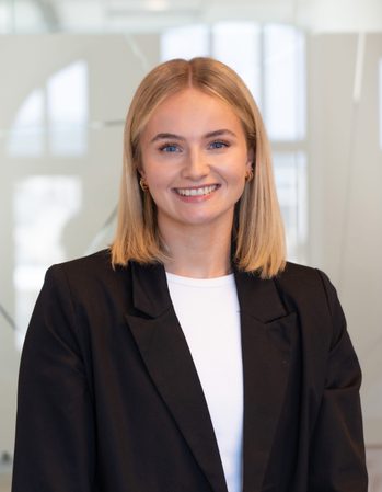 Martine Valkve Løvold